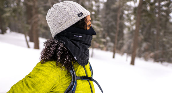 Woman in Snow Seirus Magnemask