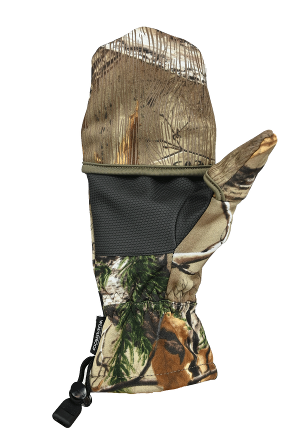 Image of single Glomitt palm view in RealTree Xtra color way